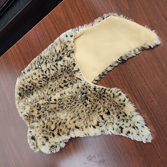 Cat Hat - Picture 2 of 3